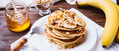 Los panqueques de plátano son muy saludables y ricos para un desayuno nutritivo. Hotcakes de avena: ¿Cómo preparar recetas saludables con plátano?