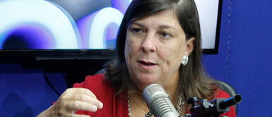 Rosa María Palacios criticó al Congreso de la República por intentar “tumbarse” a la Sunedu. RMP sobre reforma universitaria: “Esto se llama la resurrección de Telesup, de la Garcilaso”