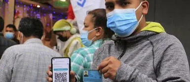 Desde el pasado 10 de diciembre es obligatorio presentar carné de vacunación contra la COVID-19 para ingresar a lugares cerrados. COVID-19: Minsa reconoce errores en registro de datos en el carné de vacunación | VIDEO