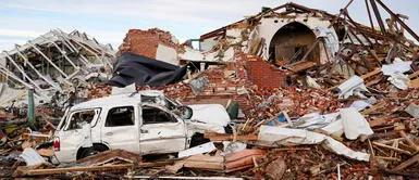 Estados Unidos: Confirman 78 muertos por tornados y autoridades temen más víctimas. Estados Unidos: Confirman 78 muertos por tornados y autoridades temen más víctimas