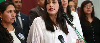Partido de Verónika Mendoza no logra inscripción en el JNE. Verónika Mendoza: Retiran solicitud de inscripción del partido Nuevo Perú