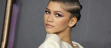 Zendaya y vestido de gala Zendaya rinde tributo a Spiderman con sofisticado vestido de Valentino