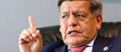 César Acuña anuncia que bancada de APP no apoyará la moción de censura contra Maricarmen Alva César Acuña: “APP no apoyará la moción de censura contra María del Carmen Alva”