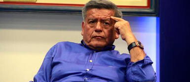 César Acuña asegura que tras el informe de IDL respecto a Karelim López Arredondo exige una investigación inmediata de la Fiscalía César Acuña tras informe de IDL sobre Karelim López: “Exige una investigación inmediata de la Fiscalía”