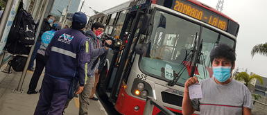 Hasta el momento, solo hay 12 casos por Ómicron en el país, asegura Cevallos. Minsa: Carné de vacunación COVID-19 será requisito para usar el transporte público