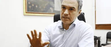 Salvador del Solar no postuló a la presidencia en las elecciones 2021, a pesar de que era uno de los favoritos, según encuestas. Foto: La República Salvador del Solar: "La victoria del Pedro Castillo es una derrota de las élites"