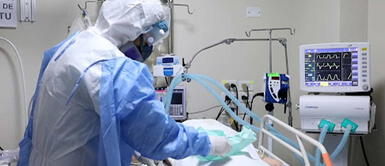 El presidente de EsSalud, Mario Carhuapoma Yance, pidió a la población a tomar conciencia con la vacunación contra la COVID-19 COVID-19: casi el 50 % de Camas UCI están ocupadas en los hospitales de EsSalud