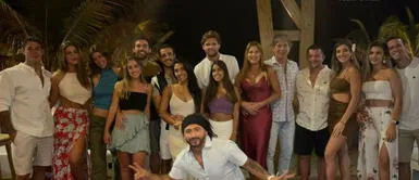 Los parejas de Korina, Mario Hart, Vania, Mario Irivarren, Hugo García, Alessia y Arianna Rovegno celebraron junto el Año Nuevo. Korina, Mario Hart, Vania, Mario Irivarren, Zumba, Hugo García, Alessia y Arianna Rovegno recibieron así el 2022 | FOTOS