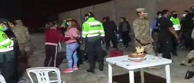 Sin protocolos de bioseguridad ni mascarillas: Mega evento en Comas dio la bienvenida al 2022 Sin protocolos de bioseguridad ni mascarillas: Mega evento en Comas dio la bienvenida al 2022