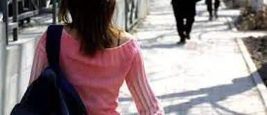 Mujer fue a visitar a su esposo internado por COVID-19, pero lo encuentra con amante Mujer fue a visitar a su esposo internado por COVID-19, pero lo encuentra con amante