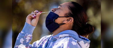 Experto pide continuar con vacunación COVID-19 para evitar mutaciones. Experto de la OMS: Flurona no incrementa el riesgo de mutación de la COVID-19