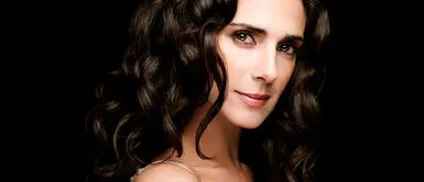 Vanessa Saba deslumbra con bikini floral Vanessa Saba revela su lado más dulce y sensual con delicado bikini floral