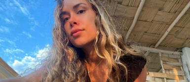 Ale Venturo con pantalón en tendencia Ale Venturo grita a los cuatro vientos su amor con Rodrigo Cuba a cargo de unos pants en tendencia