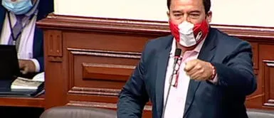 Edwin Martínez es uno de los parlamentarios que recordó la corrupción de Alberto Fujimori durante la interpelación al exministro de Trabajo Iber Maraví. Conversación filtrada: congresista Edwin Martínez buscó mover influencias para ayudar a su hijo