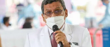 El ministro de Salud, Hernando Cevallos, brinda detalles sobre el panorama en Perú por la COVID-19 Hernando Cevallos advierte incremento de contagios en niños: “Ha subido cuatro veces” | VIDEO