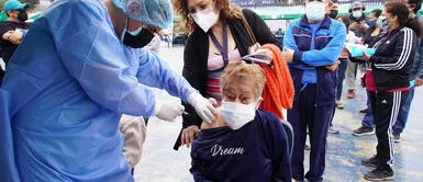 Cifra de fallecidos mayores de 80 años aumenta durante la tercera ola. Aumenta muertes por COVID-19 en mayores de 80 años no vacunados