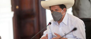 Presidente Pedro Castillo señala que la población ha exigido por años el cambio de una Constitución concebida en dictadura Castillo: “La población ha exigido por años el cambio de una Constitución concebida en dictadura”