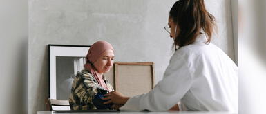 Pacientes con cáncer deben hacer lo posible por prevenir el contagio. ¿Tienes cáncer y diste positivo a Ómicron? Sigue estos consejos para cuidar tu salud