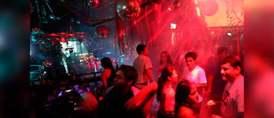 Bares y discotecas funcionarán con aforo permitido. Minsa afirma que fiestas y reuniones sociales continúan prohibidas pese a suspensión de toque de queda