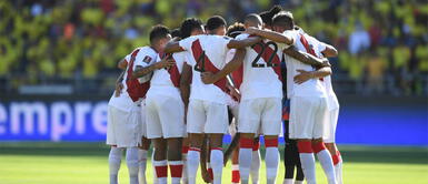 Perú coronó ante Colombia con gol de 'Orejas'. Perú ganó 1-0 a Colombia para ponerse en zona de clasificación al Mundial