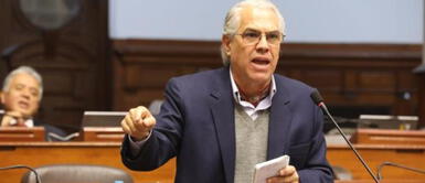 Gino Costa asegura que el respaldo de Pedro Castillo a jefe de la PNP es un pacto de impunidad Gino Costa a Pedro Castillo tras respaldo a jefe de la PNP: “Estamos ante una suerte de pacto de impunidad”