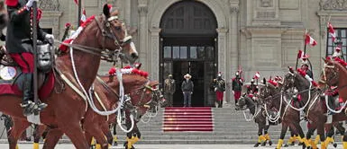 Memorando revela crisis dentro del Despacho Presidencial por visita del comandante general de la PNP, según Punto Final Crisis en el Despacho Presidencial por visita del comandante general de la PNP, según Punto Final