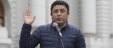 Poder Judicial absuelve a Guillermo Bermejo de presunta afiliación terrorista Guillermo Bermejo: Poder Judicial absuelve a congresista de presunta afiliación terrorista