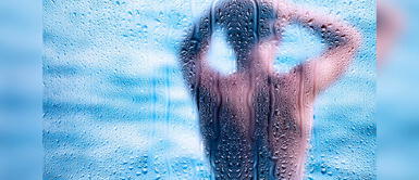 Hay diferentes opiniones sobre darse un baño durante la enfermedad viral. ¿Puedo ducharme sin problemas si estoy infectado con la Ómicron?