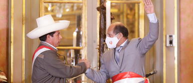 Héctor Valer asume la PCM tras la renuncia de Mirtha Vásquez. Foto: Presidencia Héctor Valer asume la PCM tras la renuncia de Mirtha Vásquez. Foto: Presidencia