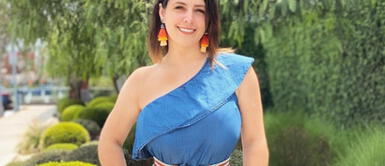 Yiddá Eslava con look elegante Yiddá Eslava se vistió de negro y rosa magenta para el Avant Premiere de su película junto a Julían Zucchi