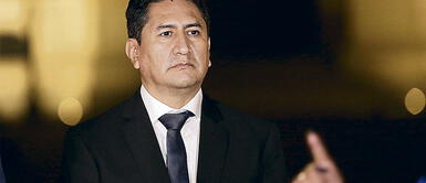 Vladimir Cerrón, líder de Perú Libre, asegura que desde designación de Guido Bellido no hubo otro gabinete de izquierda. Cerrón sobre nombramiento de gabinete Valer: “El presidente ha errado con creces en su designación”