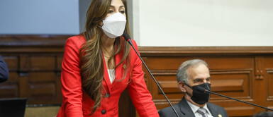 Lady Camones, primera vicepresidenta del Congreso, le pide al presidente Pedro Castillo que renuncie Lady Camones le pide al mandatario Pedro Castillo que presente su renuncia