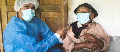 Adulto mayor de 122 años recibió dosis contra la COVID-19 en Huánuco Adulto mayor de 122 años recibió dosis contra la COVID-19 en Huánuco