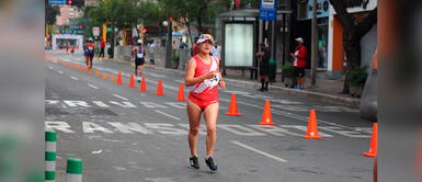 Evelyn Inga ostenta el récord nacional en 50 y 35 km en marcha atlética. La deportista peruana Evelyn Inga clasificó al Campeonato Mundial de Atletismo