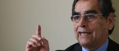 Óscar Ugarte: Óscar Ugarte: "El daño a la salud pública ya está hecho"