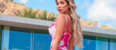 Paula Manzanal con bikini tie dye Paula Manzanal revela la magia del tie dye en un seductor bikini que luce en Islas Maldivas