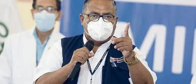 Ministro de Salud respondió escuetamente a las preguntas complacientes de los congresistas. Hernán Condori no quiso responder sobre las graves denuncias contra su asesor William Córdova