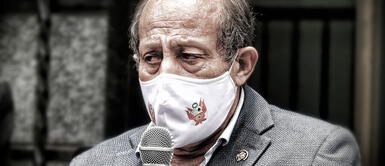 Héctor Valer reveló detalles sobre comunicación con expertos internacionales. Gobierno solicitaría apoyo de especialistas internacionales para evaluar situación democrática