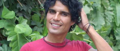 Pedro Suárez Vértiz publicó su opinión sobre las relaciones interpersonales de las mujeres Pedro Suárez Vértiz causa polémica con publicación: "El órgano sexual de la mujer es el oído"