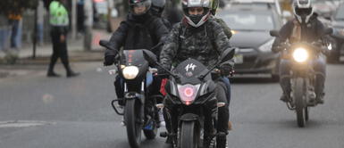 Operativos. El proyecto de ley que restringe el uso de motos fue enviado al Congreso, pero ya la Policía ha iniciado una serie de controles preventivos. Foto: difusión Motos lineales: PNP advirtió que el 60% de actos delictivos se realizan en este medio de transporte