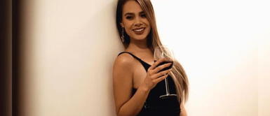 Jossmery Toledo y vestido azul Jossmery Toledo debuta en 'Esto es guerra' con sofisticado vestido satinado azul Klein