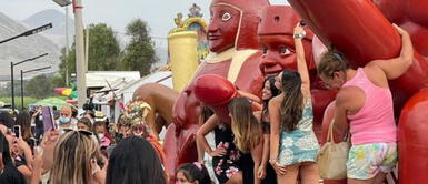 La Libertad: Inauguran tres nuevos huacos gigantes de la fertilidad en Moche Moche: Inauguran tres nuevos huacos gigantes de la fertilidad