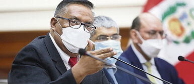 Hernán Condori volvió a referirse sobre la eliminación de las mascarillas. ¿Adiós a las mascarillas obligatorias?: esto informó el ministro Hernán Condori