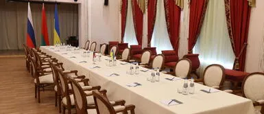 Inician las negociaciones entre Rusia y Ucrania ante la continuidad de la guerra. Guerra Rusia-Ucrania: inician negociaciones en Bielorrusia tras intensos ataques en Kiev