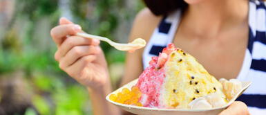 Prepara una raspadilla casera de muchos sabores de manera sencilla. ¿Cómo preparar raspadilla desde casa y con solo tres ingredientes?