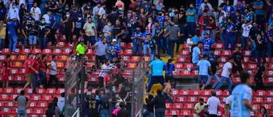 Más de 17 muertos en una batalla entre hinchas en el partido de Querétaro vs. Atlas Tragedia en México: Más de 17 muertos en una batalla entre hinchas en el partido de Querétaro vs. Atlas