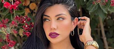 Diana Sánchez con bikini tropical Diana Sánchez se declara amante del verano con fascinante bikini de hojas siendo una tendencia tropical