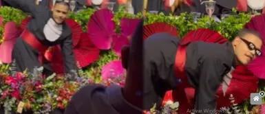 Nadie se imaginó que joven celebraría con famoso baile su graduación. Video viral: joven celebra su graduación haciendo el “Anitta Challenge” frente a todos sus profesores