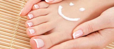 Cuidar nuestros pies es fundamental ¿Por qué se nos reseca la piel de los pies? ¿Cómo hacemos para que nuestro pie no sea áspero?