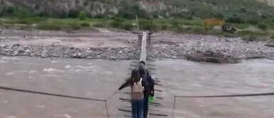 Huancavelica: escolares arriesgan su vida al cruzar río caudaloso por puente colgante Huancavelica: escolares arriesgan su vida al cruzar río caudaloso por puente colgante